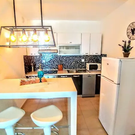 Znjanski Vidici Tonka * Split