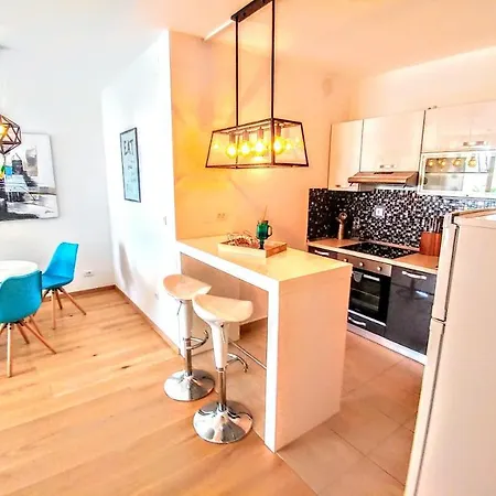 Znjanski Vidici Tonka Apartment *